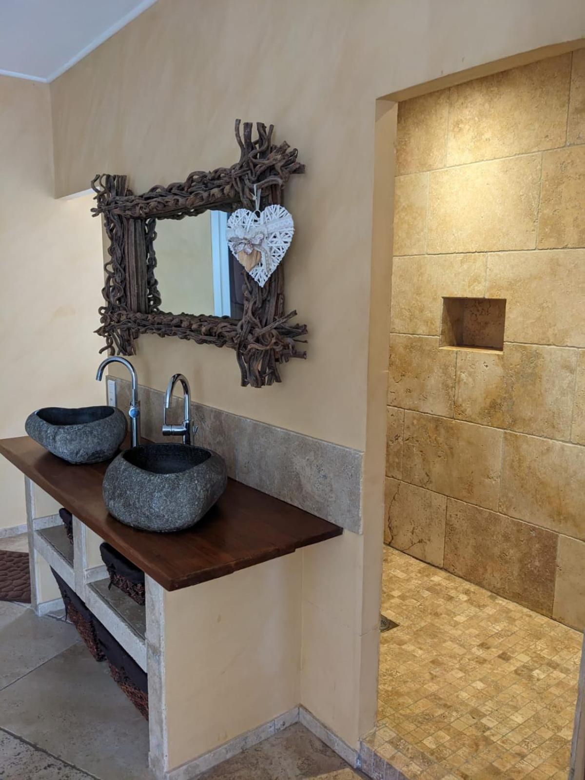 Maison Au Castellet Ле Кастеле Екстериор снимка